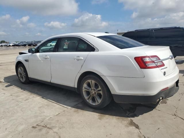 2015 Ford Taurus SE