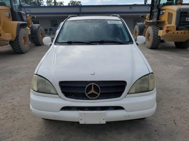 2000 Mercedes-Benz ML 320