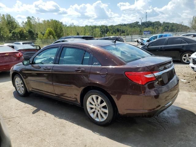 2013 Chrysler 200 Touring