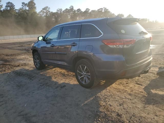 2018 Toyota Highlander SE