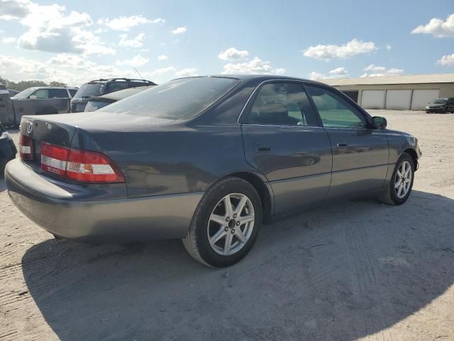 2000 Lexus ES 300