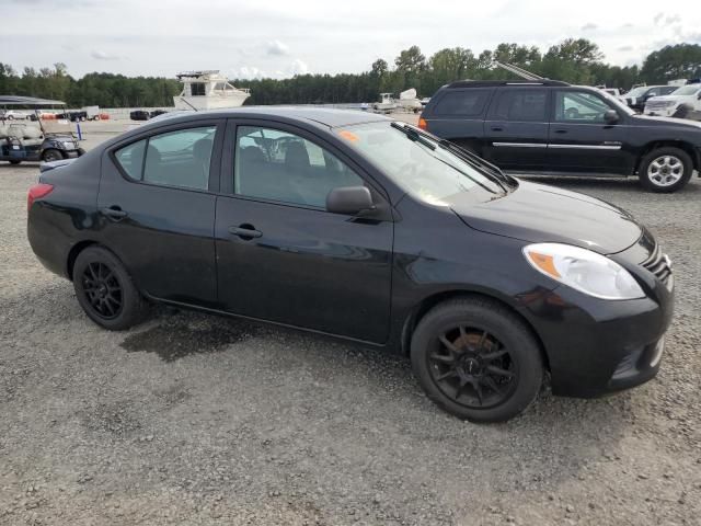 2013 Nissan Versa S