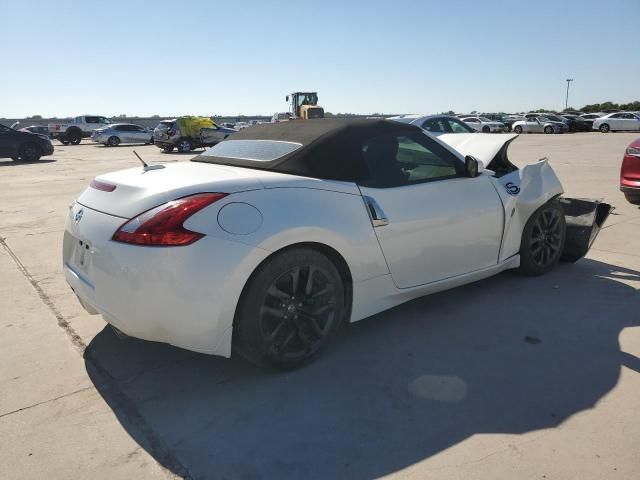 2012 Nissan 370Z Base