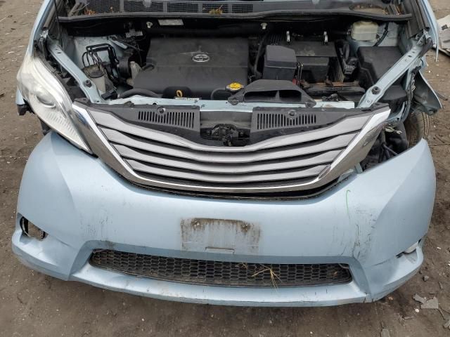 2015 Toyota Sienna XLE