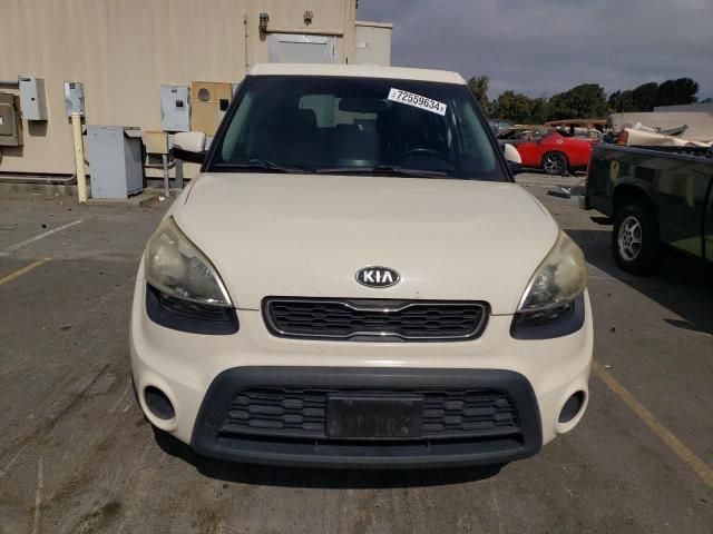 2013 KIA Soul +