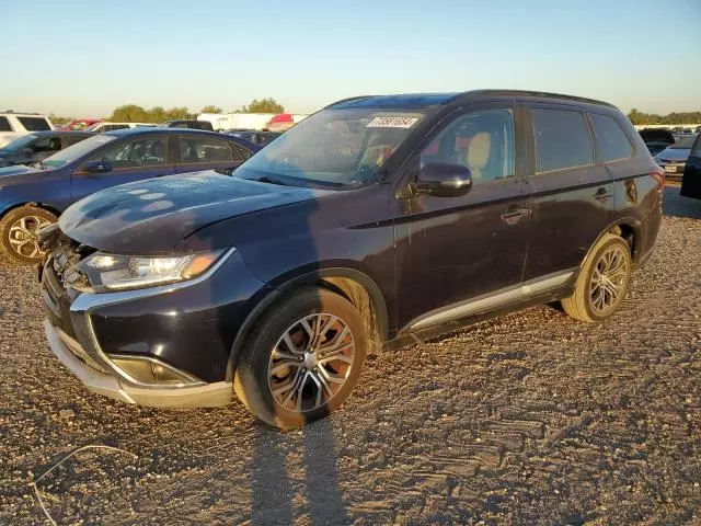 2016 Mitsubishi Outlander SE