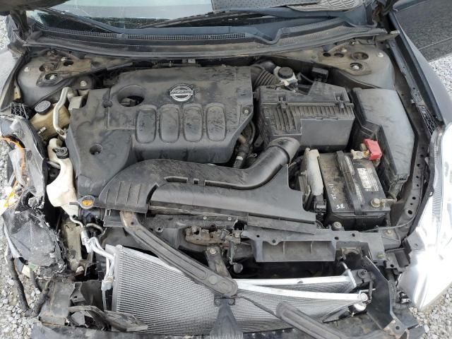 2010 Nissan Altima Base