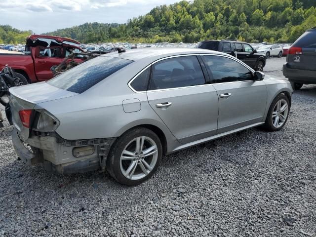 2014 Volkswagen Passat SEL