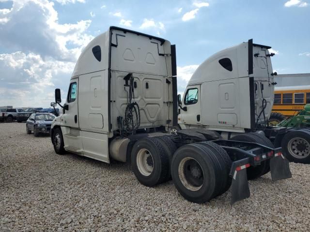 2019 Freightliner Cascadia 125