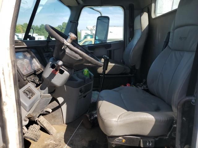 2015 Freightliner Conventional Columbia