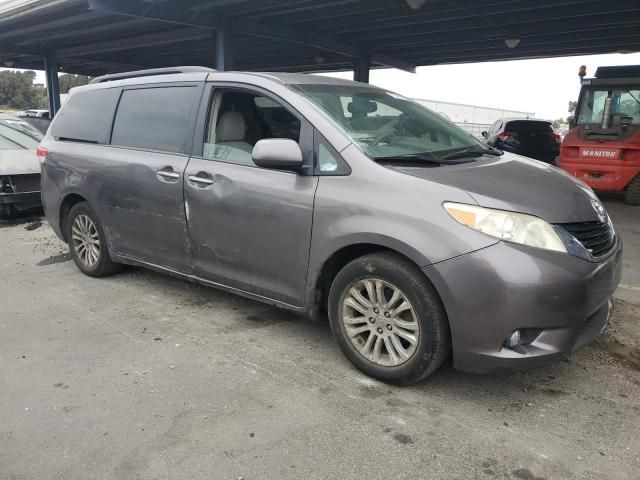 2011 Toyota Sienna XLE