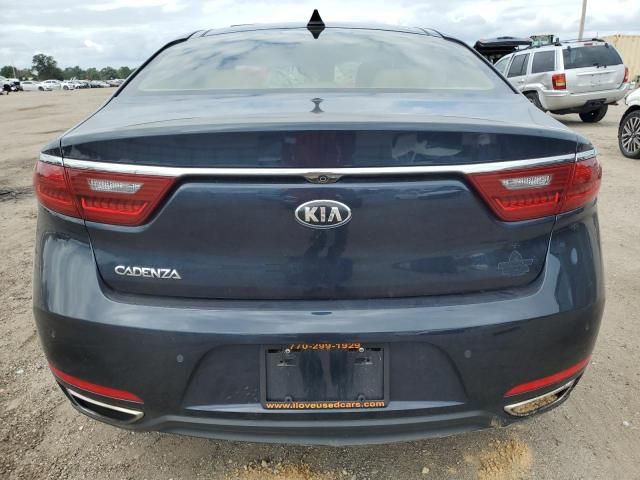 2017 KIA Cadenza Premium