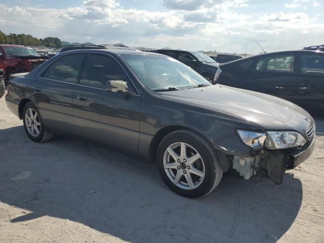 2000 Lexus ES 300