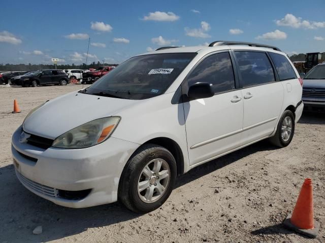 2004 Toyota Sienna CE