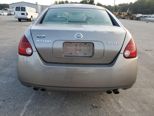 2004 Nissan Maxima SE