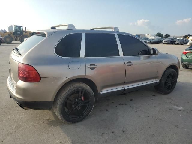 2004 Porsche Cayenne