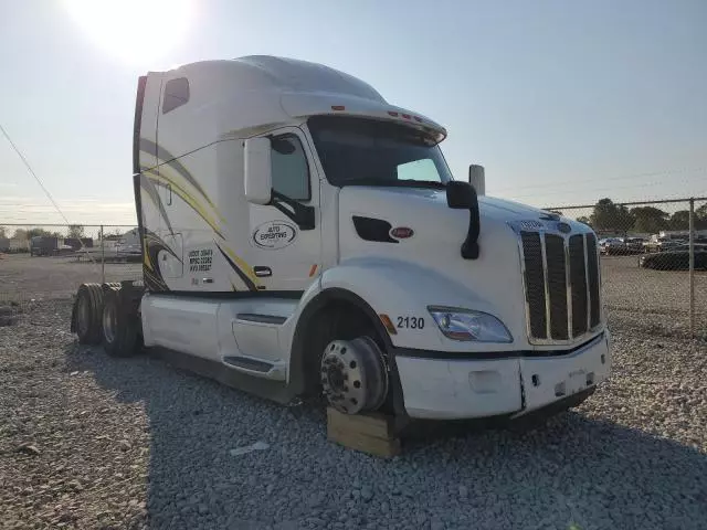 2020 Peterbilt 579