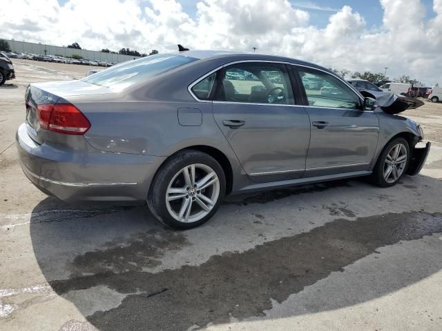 2013 Volkswagen Passat SEL