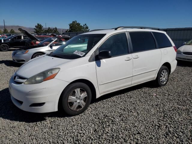 2007 Toyota Sienna CE