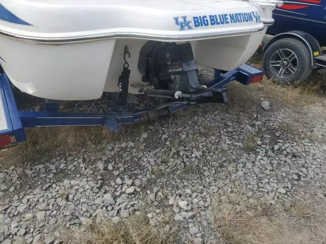 2006 Tracker Boat