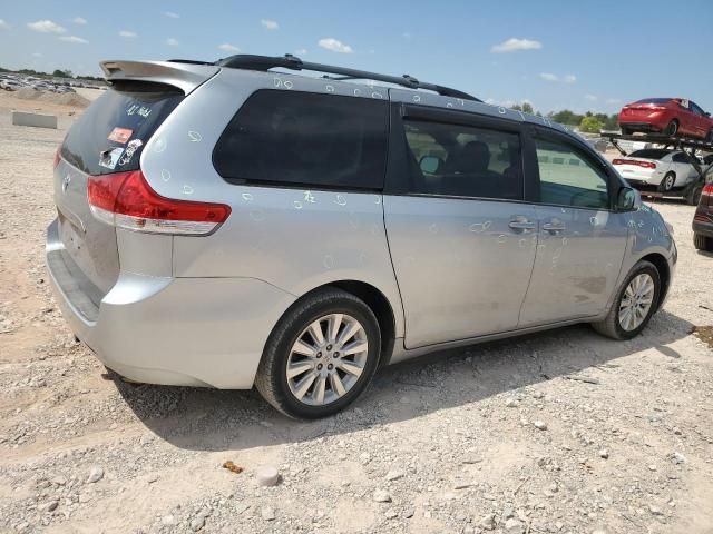 2012 Toyota Sienna LE