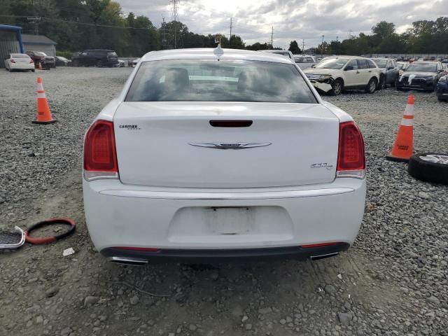 2017 Chrysler 300C Platinum