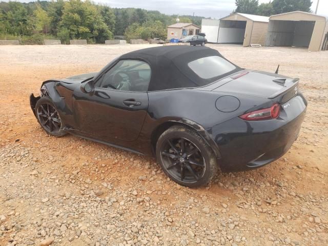 2021 Mazda MX-5 Miata Club