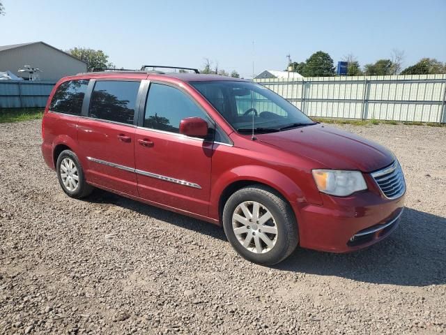 2016 Chrysler Town & Country Touring