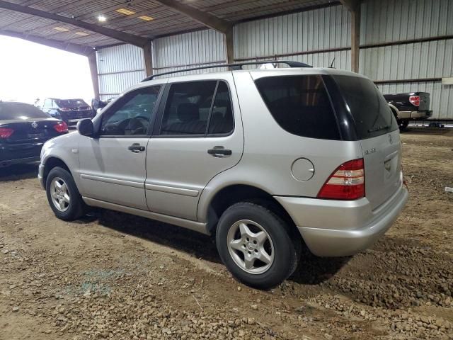 2000 Mercedes-Benz ML 320