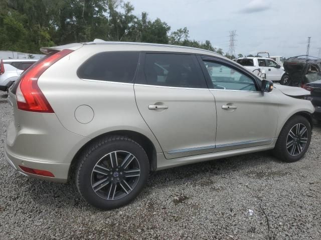 2017 Volvo XC60 T5 Dynamic