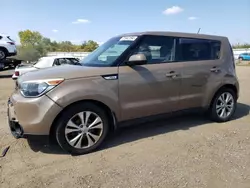 KIA Vehiculos salvage en venta: 2015 KIA Soul +