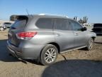 2016 Nissan Pathfinder S