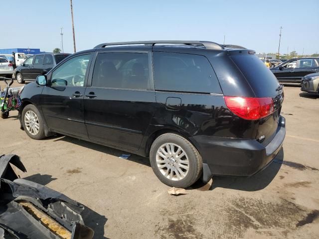 2010 Toyota Sienna XLE