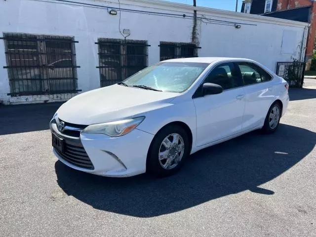 2015 Toyota Camry Hybrid