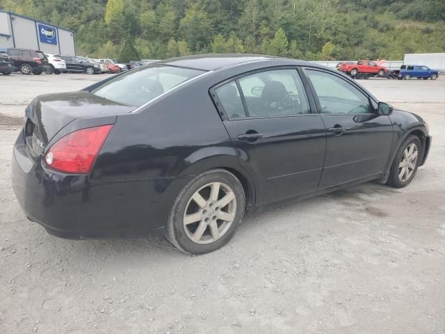 2004 Nissan Maxima SE