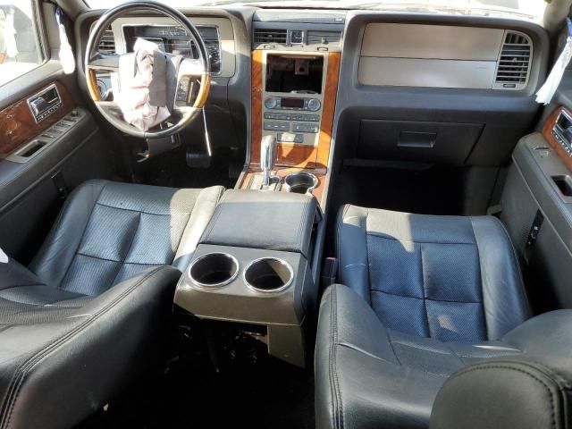 2013 Lincoln Navigator L