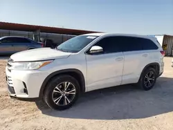 Carros salvage sin ofertas aún a la venta en subasta: 2018 Toyota Highlander LE