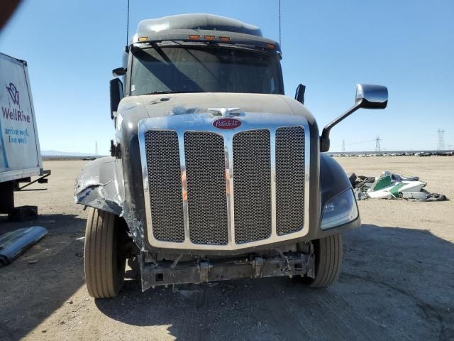 2017 Peterbilt 579