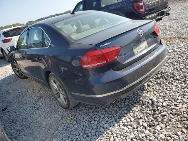 2013 Volkswagen Passat SEL