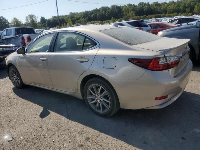 2016 Lexus ES 300H