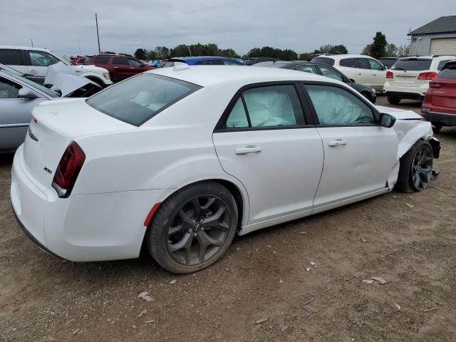 2022 Chrysler 300 Touring