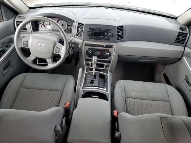 2005 Jeep Grand Cherokee Laredo