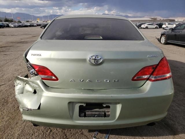 2005 Toyota Avalon XL