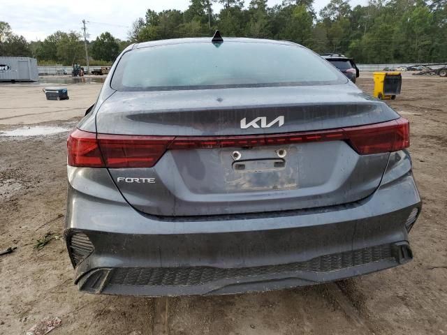 2023 KIA Forte LX