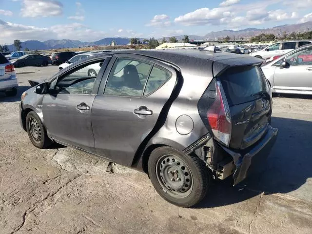 2016 Toyota Prius C