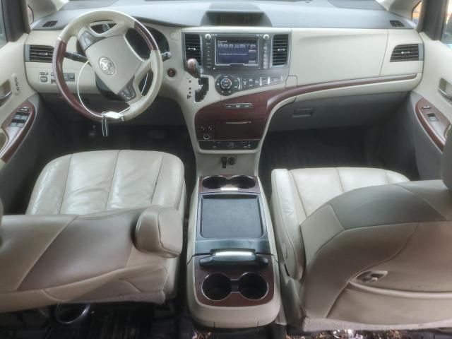 2011 Toyota Sienna XLE