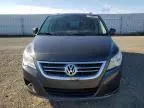 2012 Volkswagen Routan SE