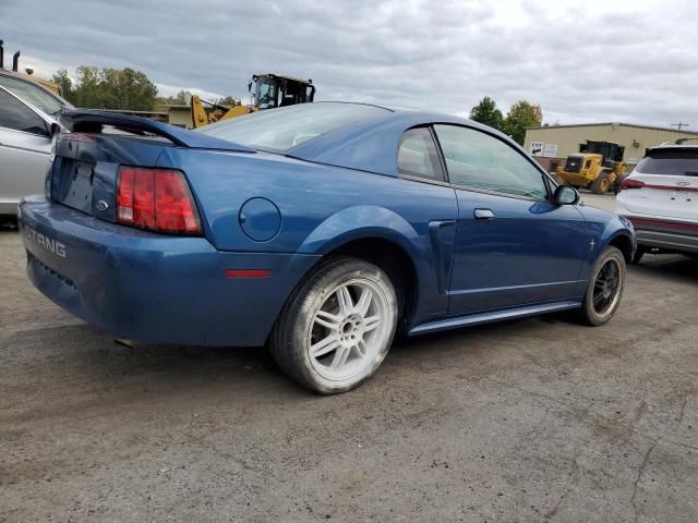 2000 Ford Mustang