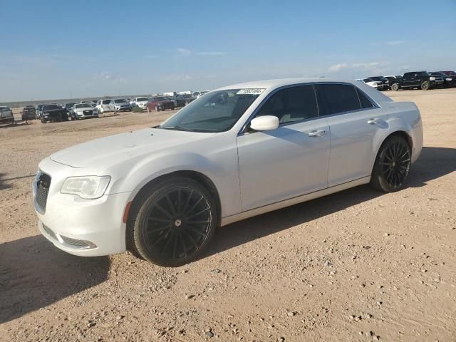 2016 Chrysler 300 Limited