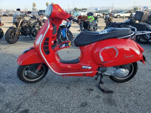 2010 Vespa GTS 300 Super